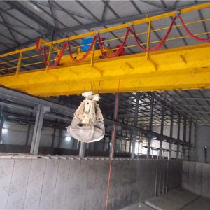 ȫ�Ԅ�����ץ�����ؙC  Automatic Garbage Grab Crane